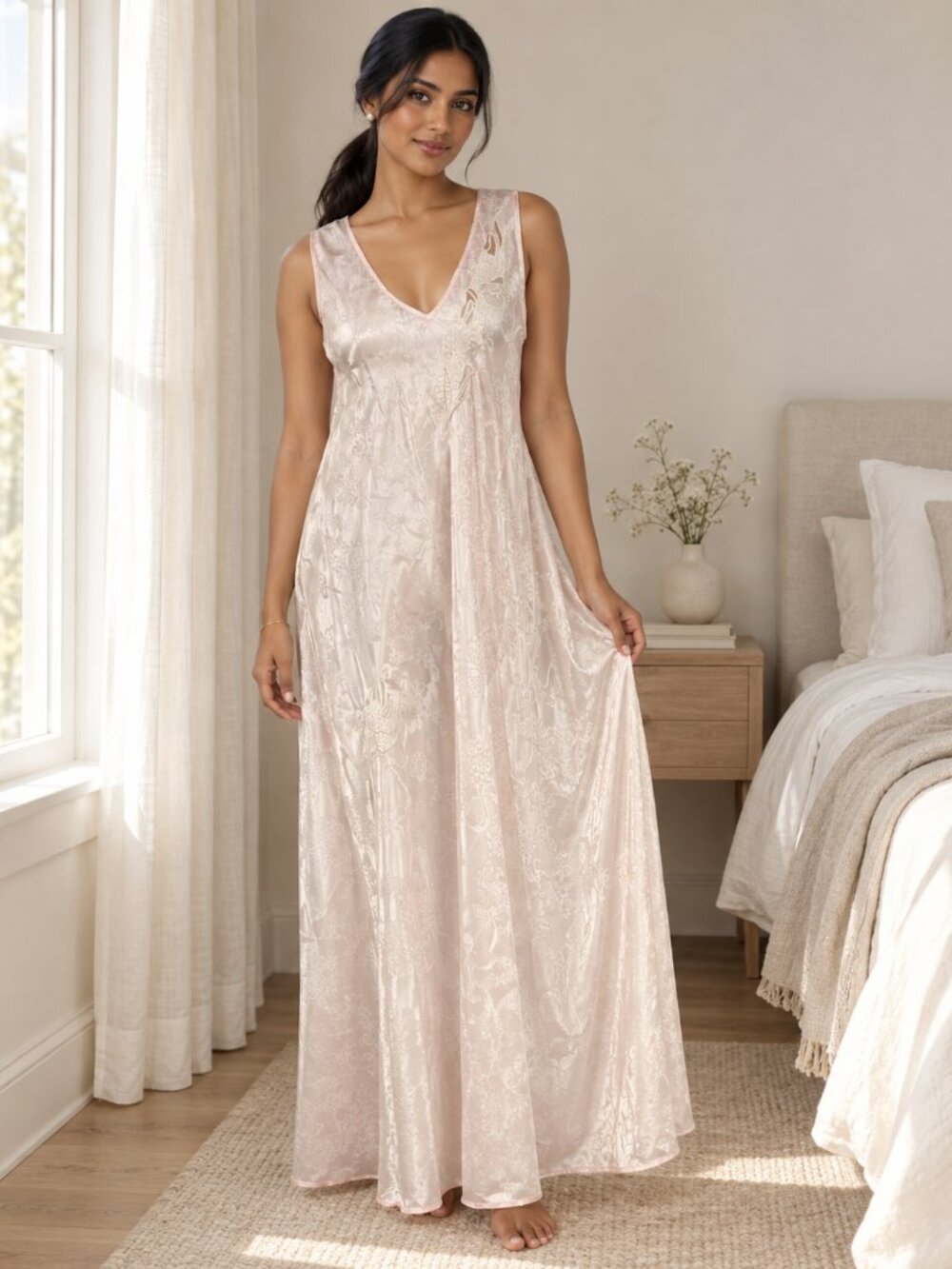 VTG La Lingerie Pale Pink Floral Maxi Nightgown Sleepwear Medium Lace Bride Slip